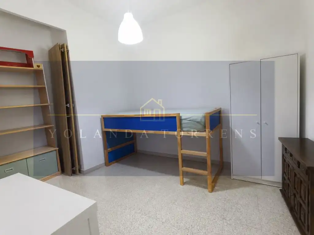 Dormitori de Casa o xalet en venda en Alcalá de Guadaira