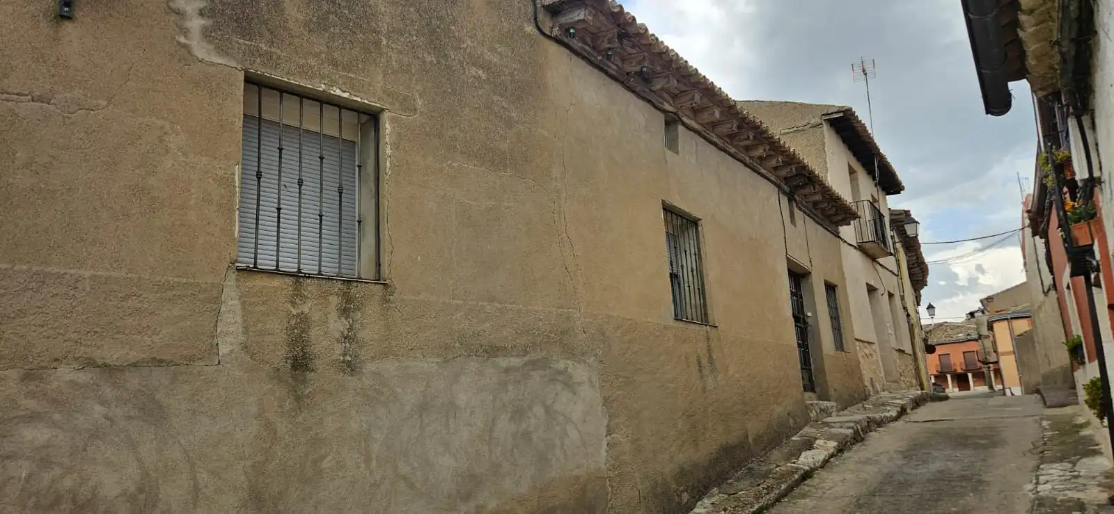 Vista exterior de Casa o chalet en venta en Tiedra con Calefacción, Jardín privado y Terraza