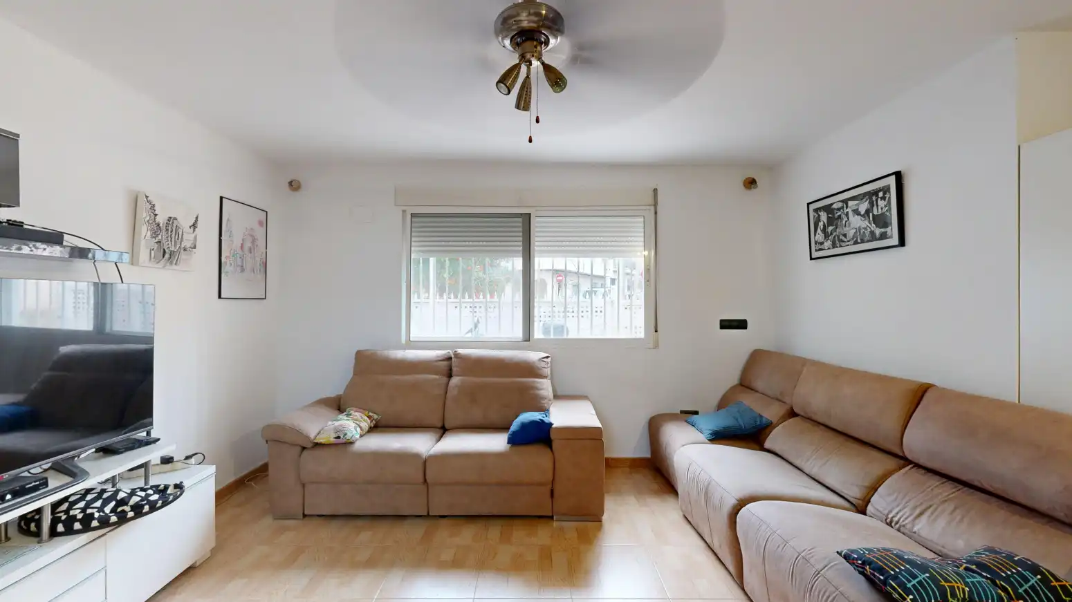 Sala de estar de Casa adosada en venta en Murcia con Terraza y Balcón