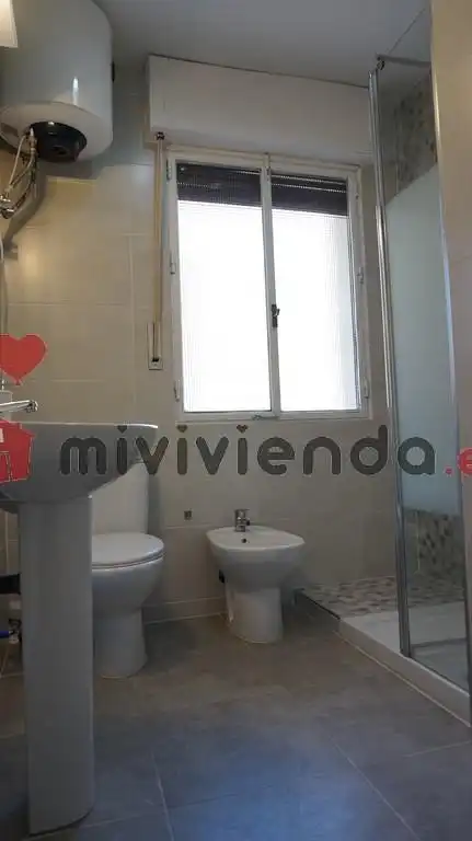 Wohnung zur Miete in Plaza de la Virgen del Romero, Concepción