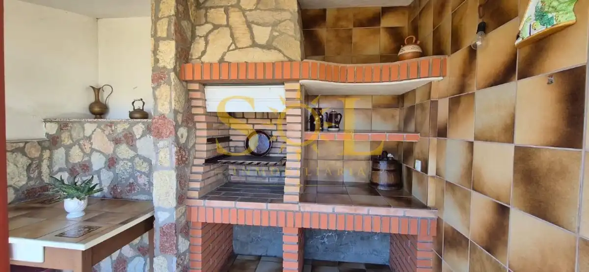 Cocina de Casa o chalet en venta en Carrocera con Calefacción, Jardín privado y Terraza