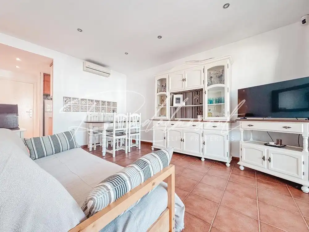Sala de estar de Piso en venta en Salou con Calefacción, Terraza y Amueblado
