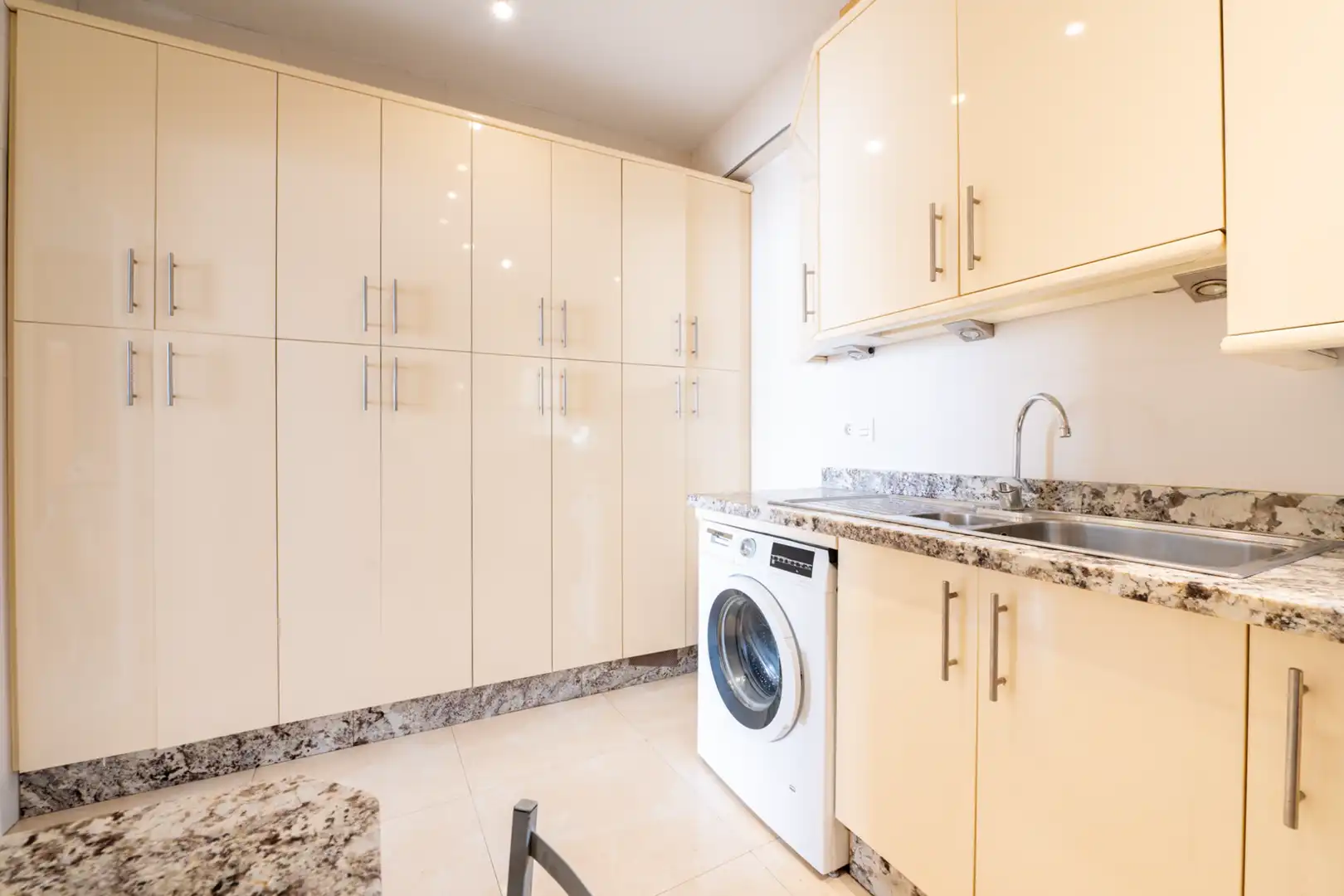 Kitchen of Apartments for sale in Marbella  with Air Conditioner, Terrace and Furnished