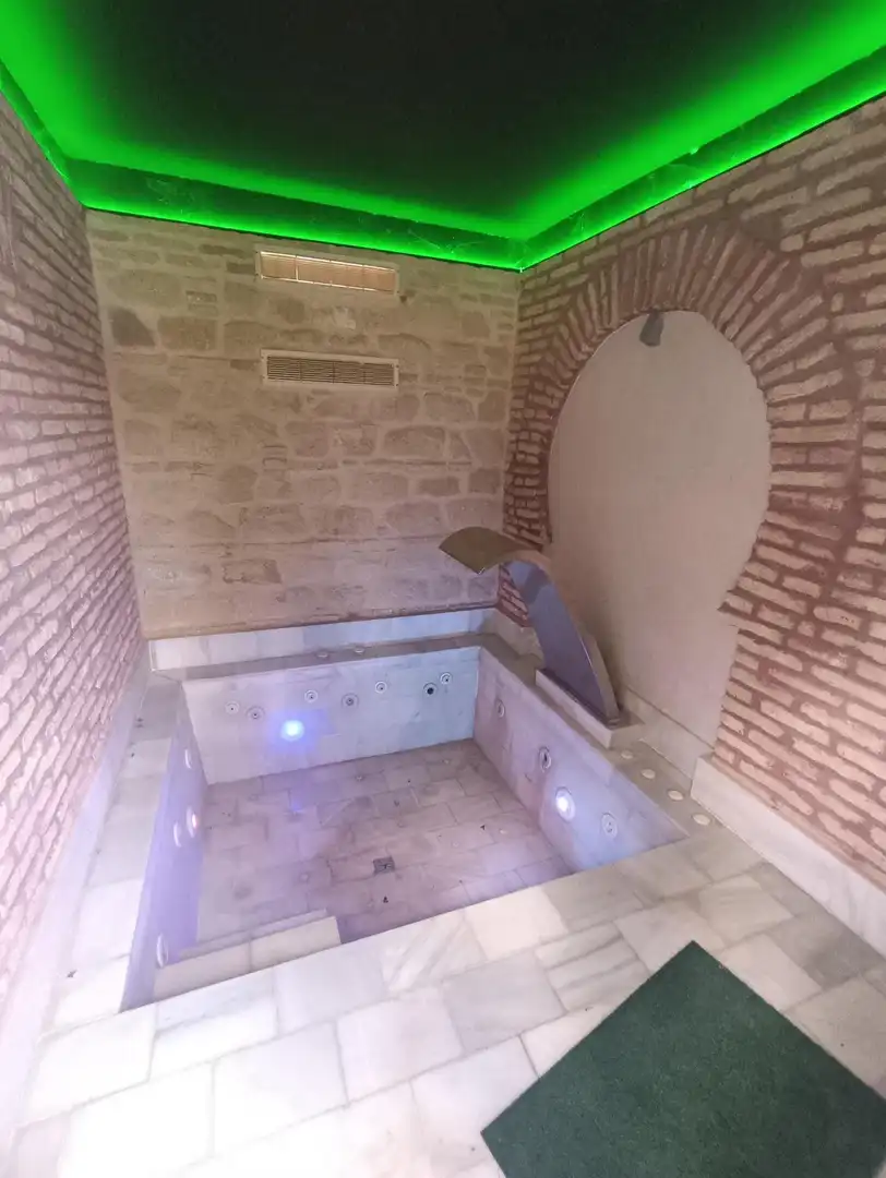 Chalet con piscina en venta en Caballero Bonald - San José Obrero - Guadalcacín, imagen 7