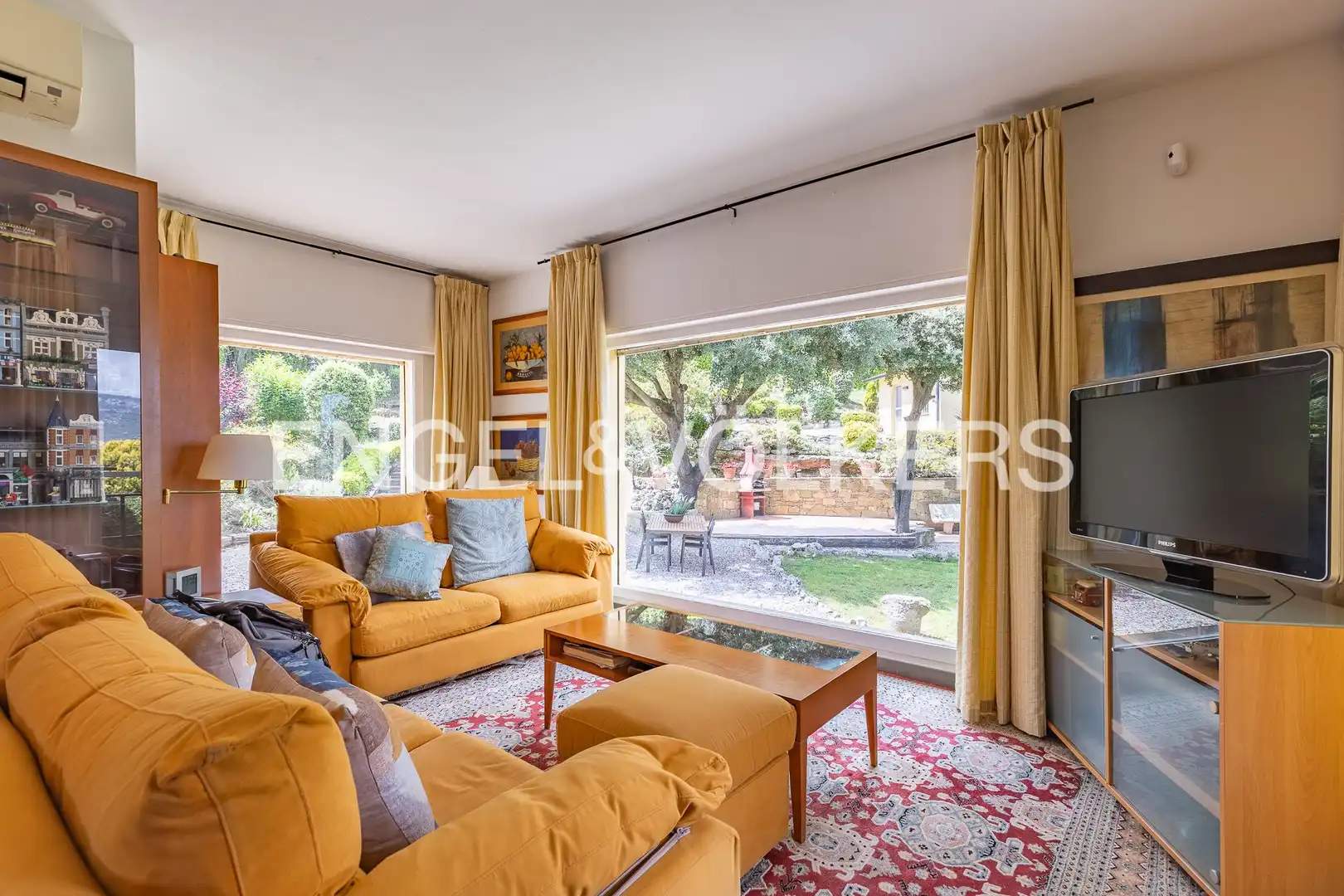 Sala de estar de Casa o chalet en venta en Sant Quirze Safaja con Calefacción, Jardín privado y Terraza
