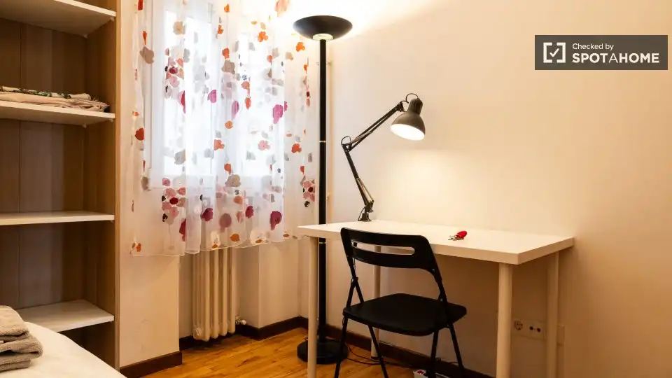 Room in Comillas