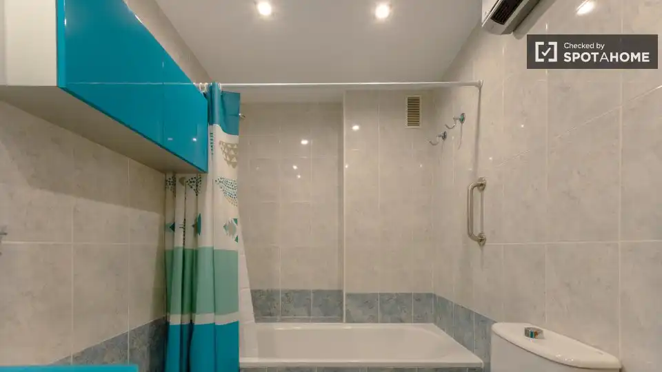 Room in L'Eixereta