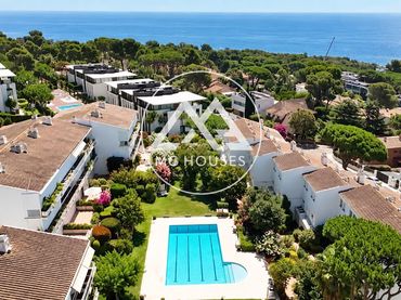 Casa a schiera con balcone in vendita a Platja d'Aro