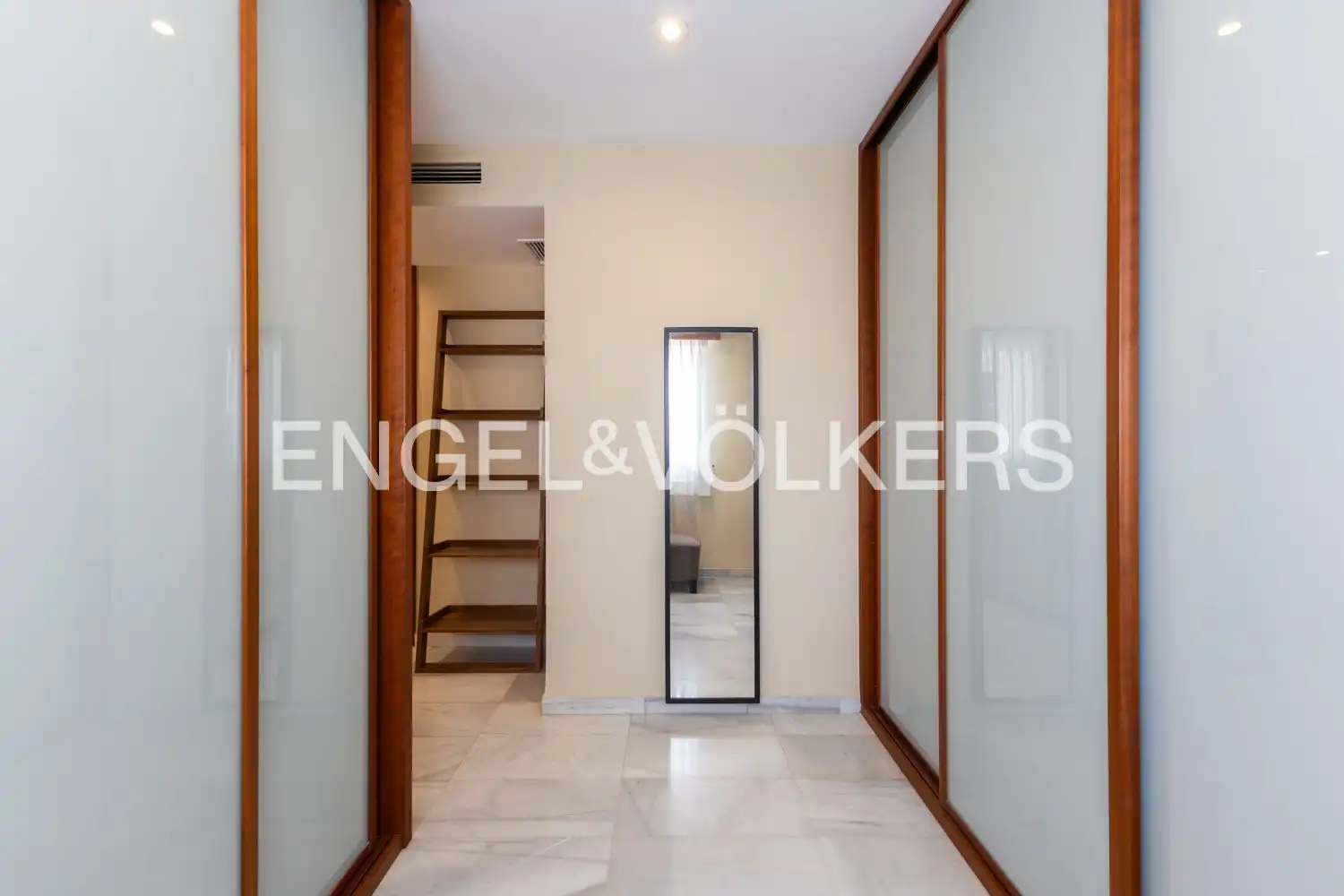 Piso en venta en Valencia con Aire acondicionado, Calefacción y Trastero