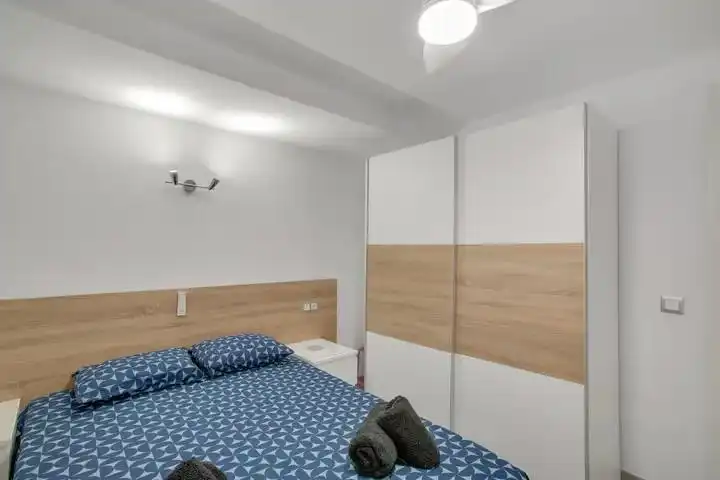 Habitación de Planta baja en venta en San Bartolomé de Tirajana con Terraza, Amueblado y Lavadora