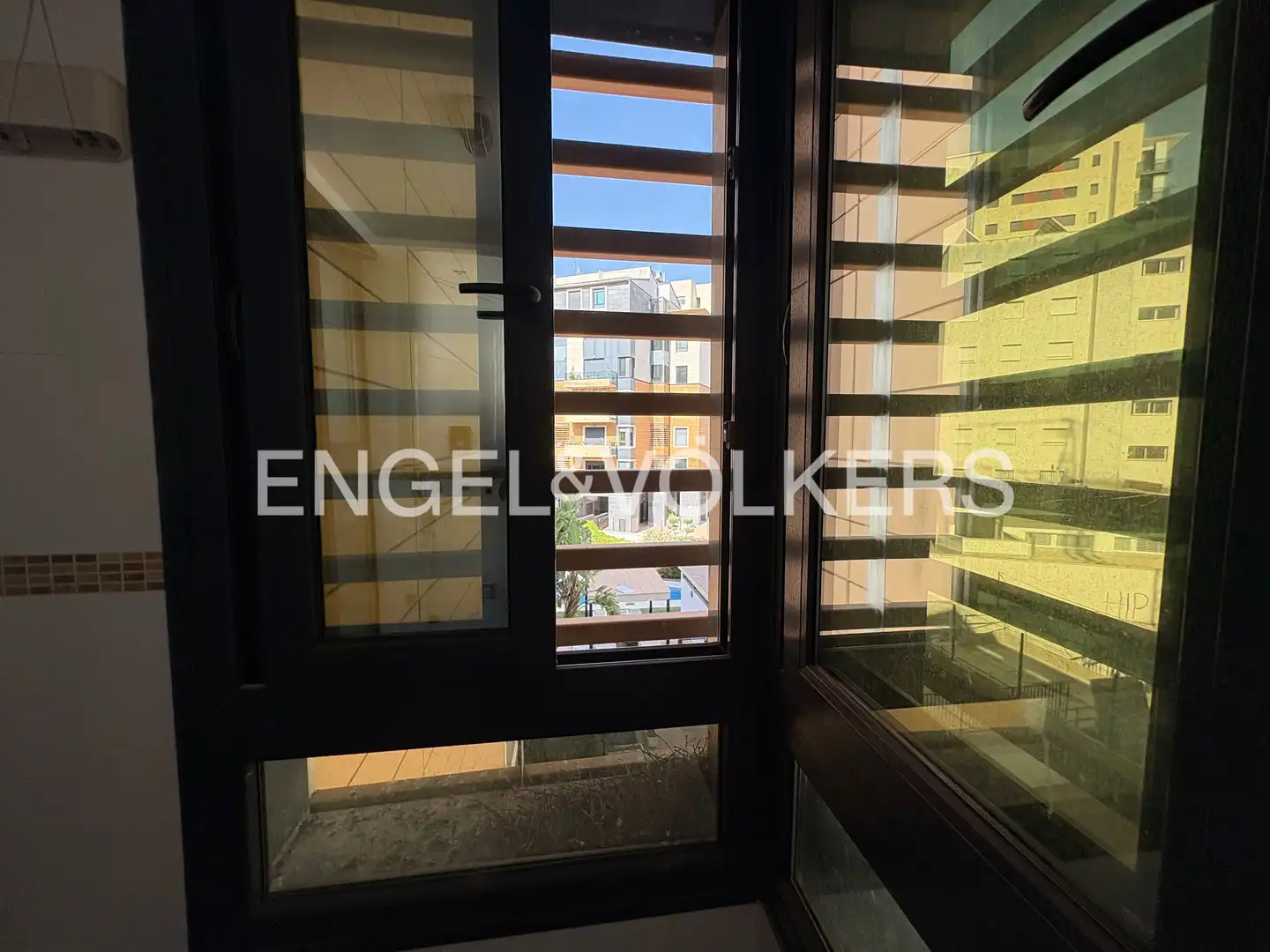 Balcony of Flat for rent in Sevilla  with Air Conditioner, Heating and Private garden