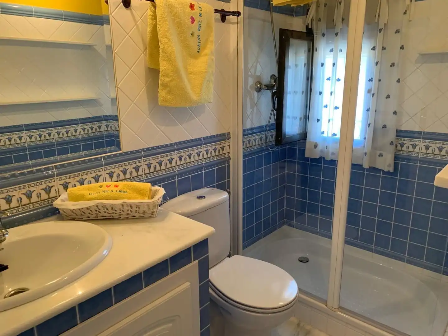 Baño de Casa adosada en venta en Córdoba con Aire acondicionado, Jardín privado y Terraza