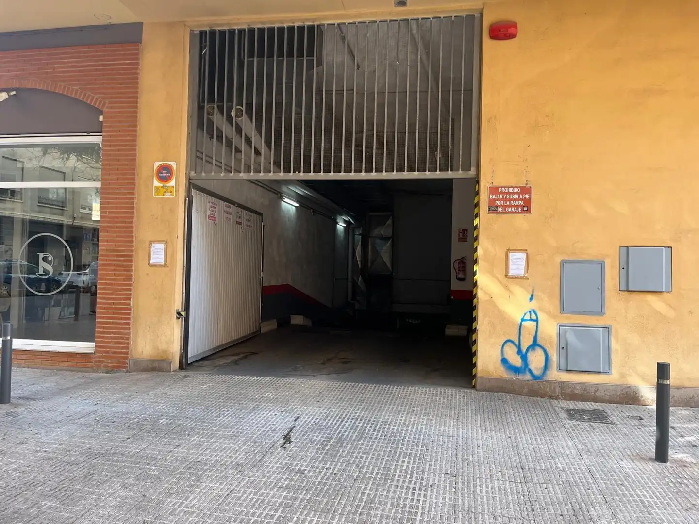 Individual en venta en Calle de Pérez Dolz