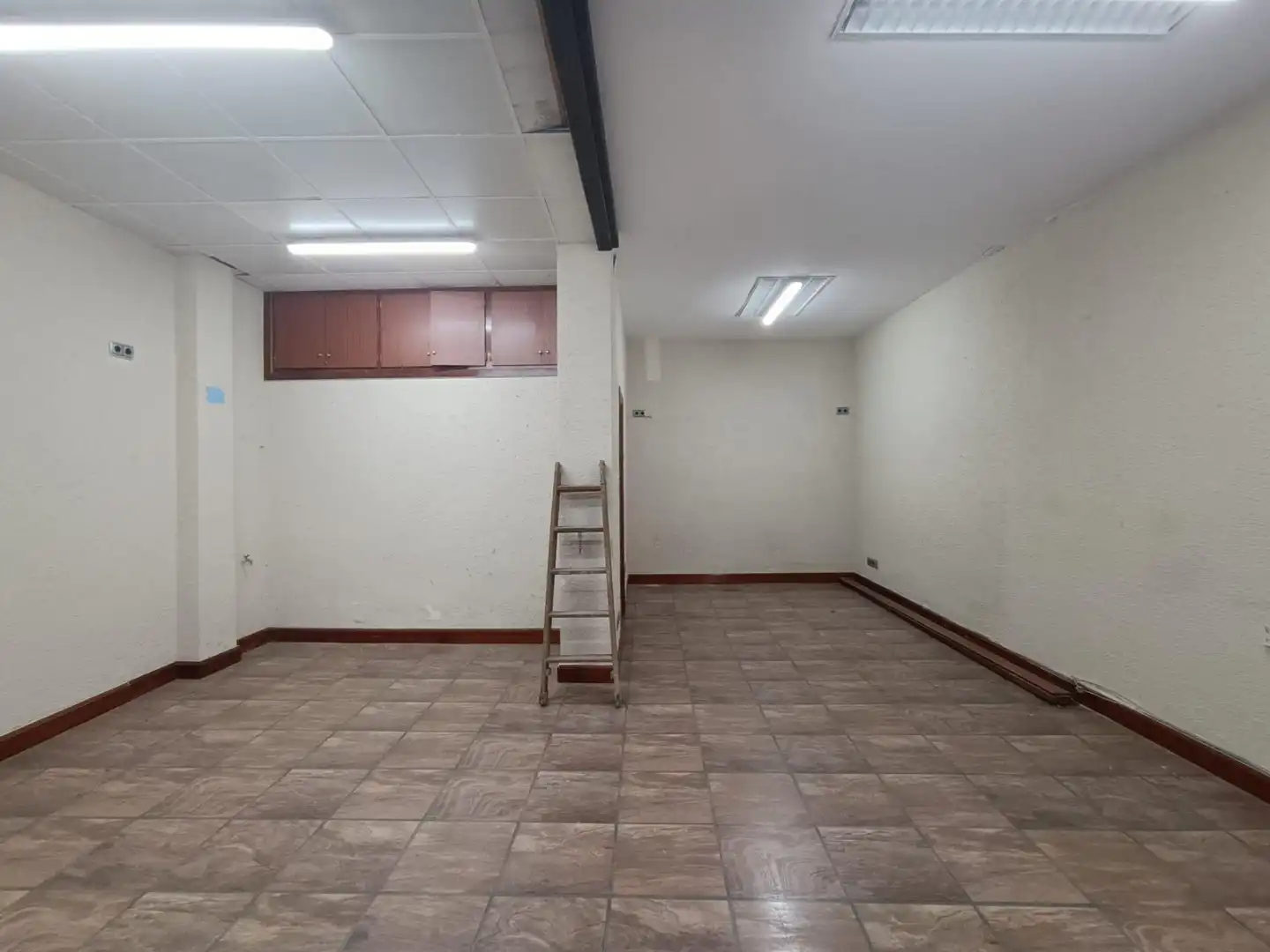 Geschaftsraum zur Miete in Barakaldo 