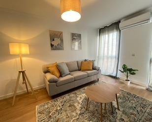 Sala d'estar de Apartament de lloguer en Málaga Capital amb Aire condicionat, Calefacció i Terrassa