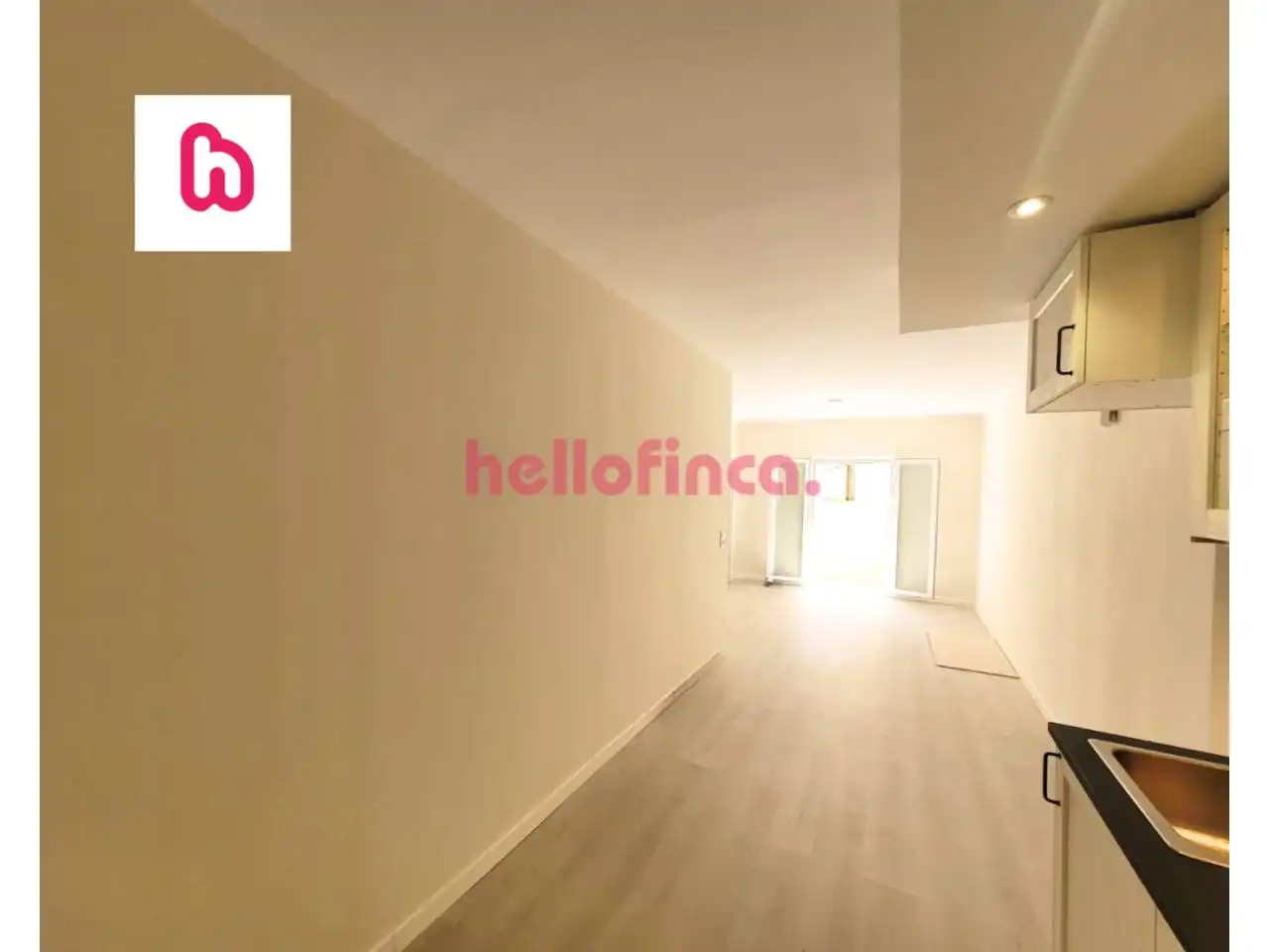 Piso en venta en Barcelona con Calefacción, Parquet y Terraza