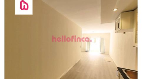 Foto 2 de Piso en venta en Calle del Pare Rodés, Les Roquetes, Barcelona Capital