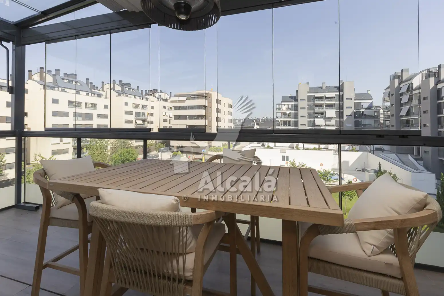 Terrassa de Àtic en venda en Rivas-Vaciamadrid amb Aire condicionat, Calefacció i Jardí privat