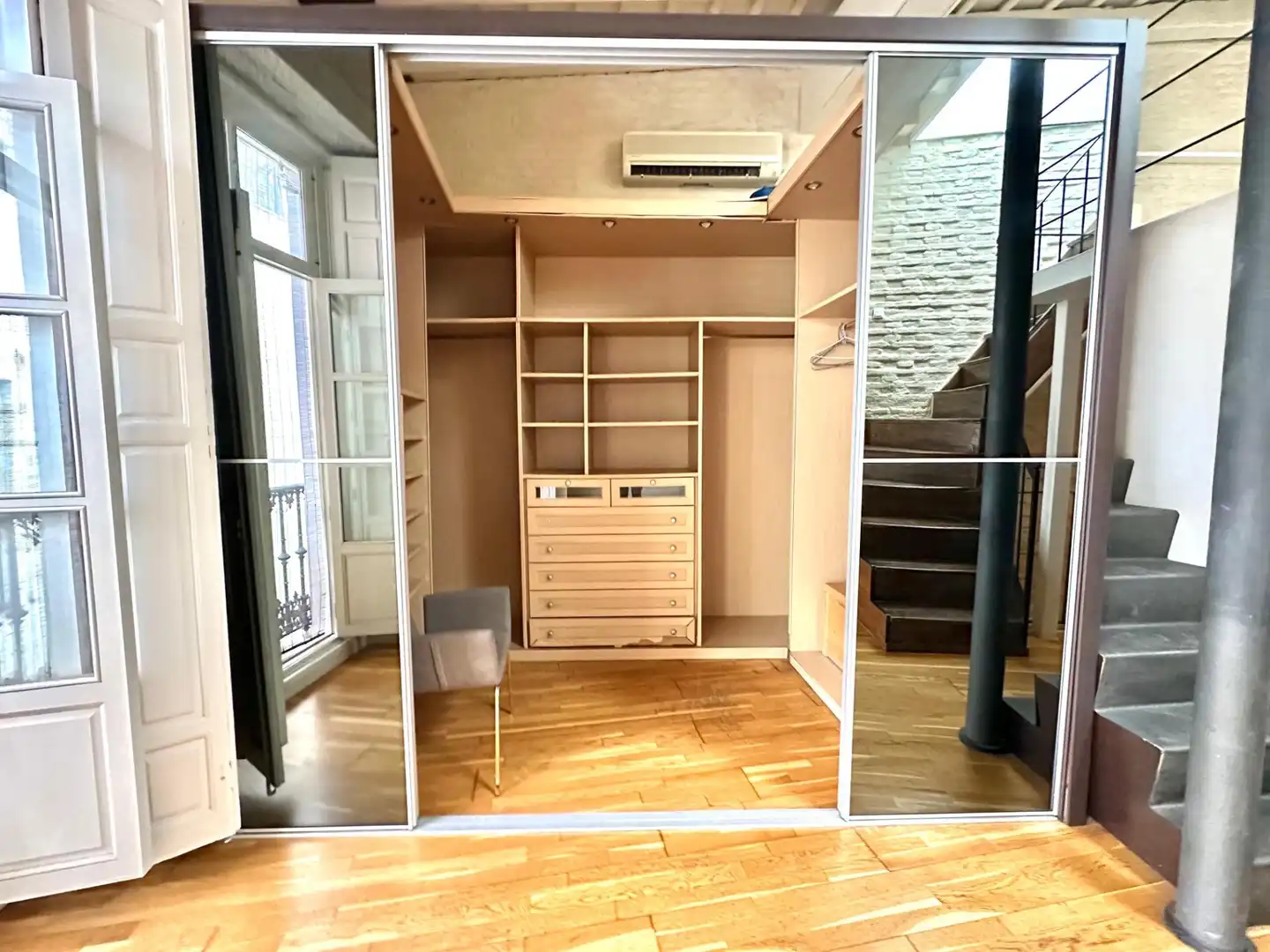 Dormitori de Casa o xalet en venda en Sevilla amb Aire condicionat, Calefacció i Terrassa