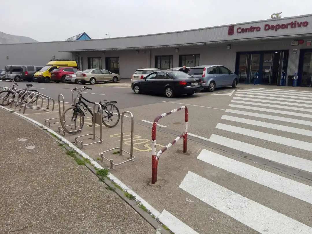 Commercial properties for sale in Parque de Santa Juliana, Universidad