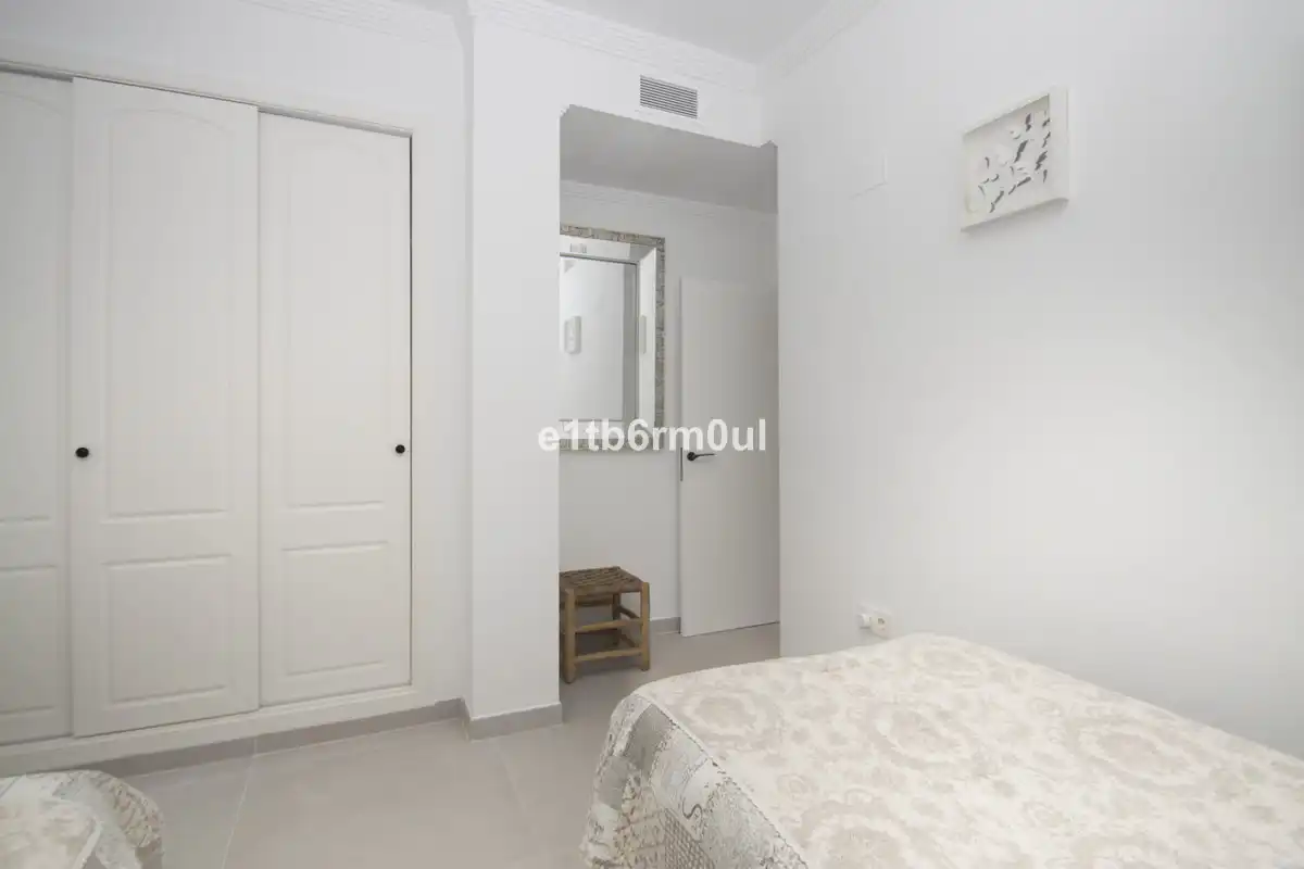 Flat with lift for sale in Nueva Andalucía, imagen 19