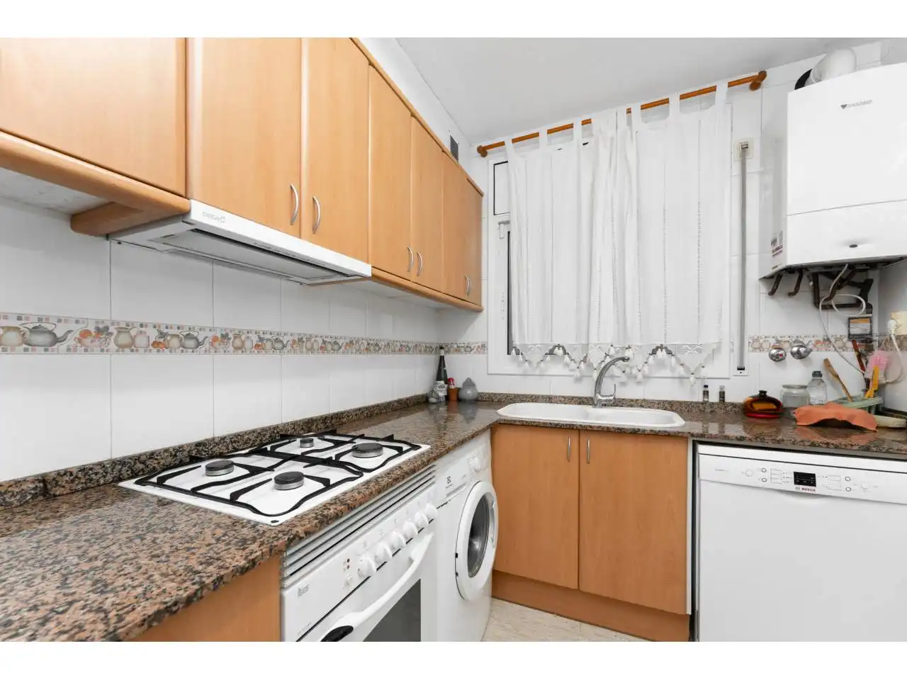 Cocina de Piso en venta en Cunit con Aire acondicionado, Calefacción y Jardín privado