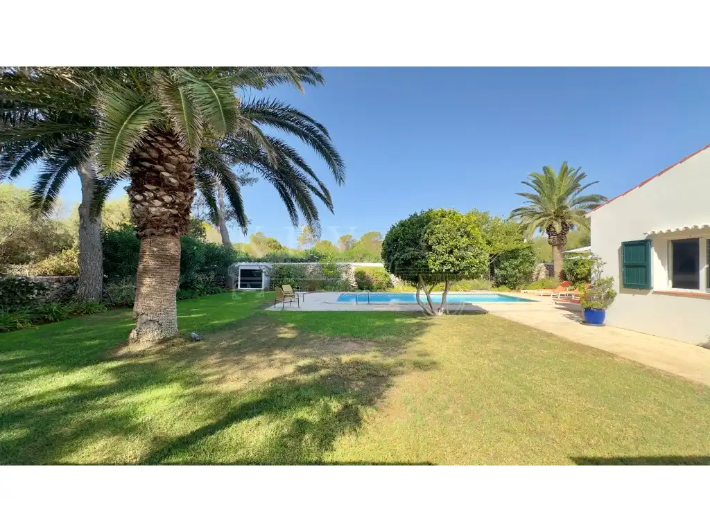 Garden of Houses for sale in Es Castell  with Air Conditioner, Heating and Private garden
