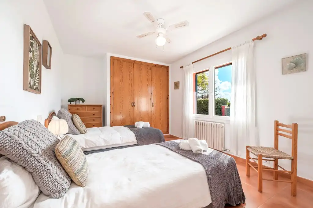 Bedroom of Houses for sale in Marratxí  with Air Conditioner, Heating and Private garden