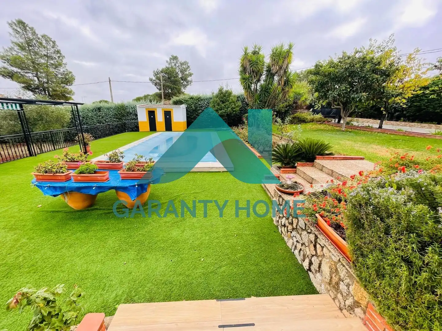 Garden of Houses for sale in Casar de Cáceres  with Air Conditioner, Private garden and Terrace