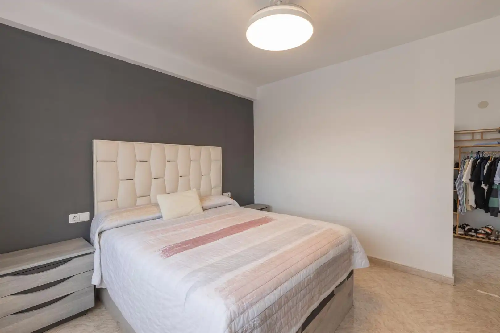 Habitación de Piso en venta en Granada con Terraza y Amueblado