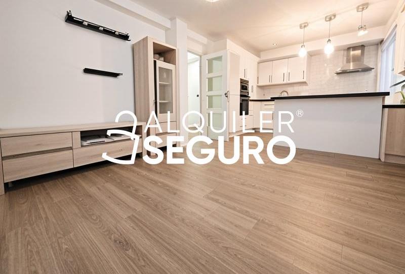 Photo 1 of Flat to rent in Lope de Rueda, Caballería Española, Madrid