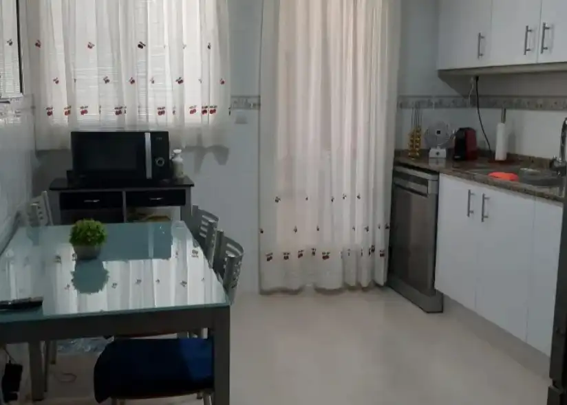 Cocina de Piso de alquiler en Torrent con Aire acondicionado, Trastero y Horno