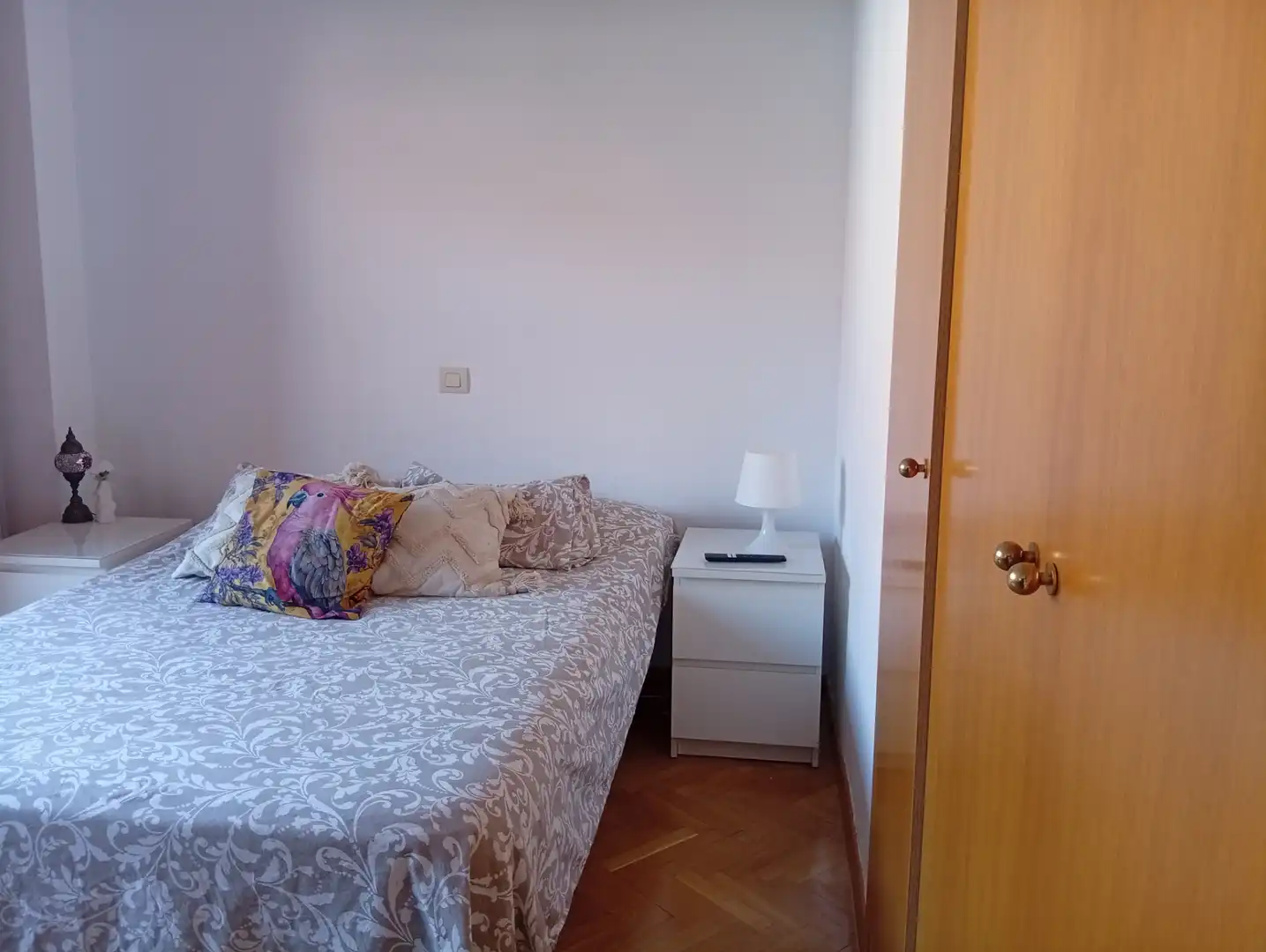 Dormitori de Casa adosada en venda en Daganzo de Arriba amb Aire condicionat, Calefacció i Jardí privat