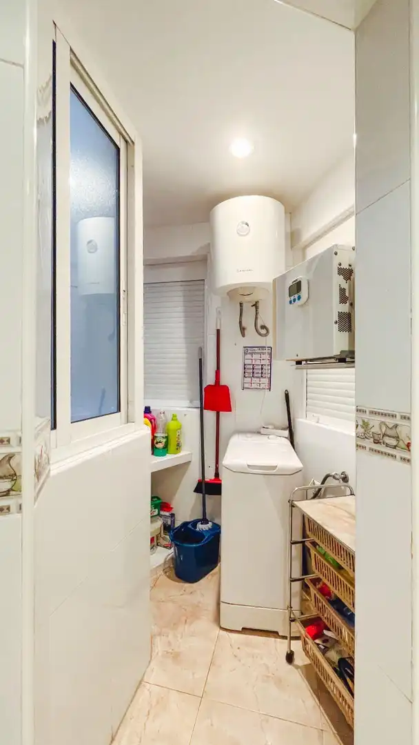 Baño de Piso en venta en Benidorm con Aire acondicionado y Balcón
