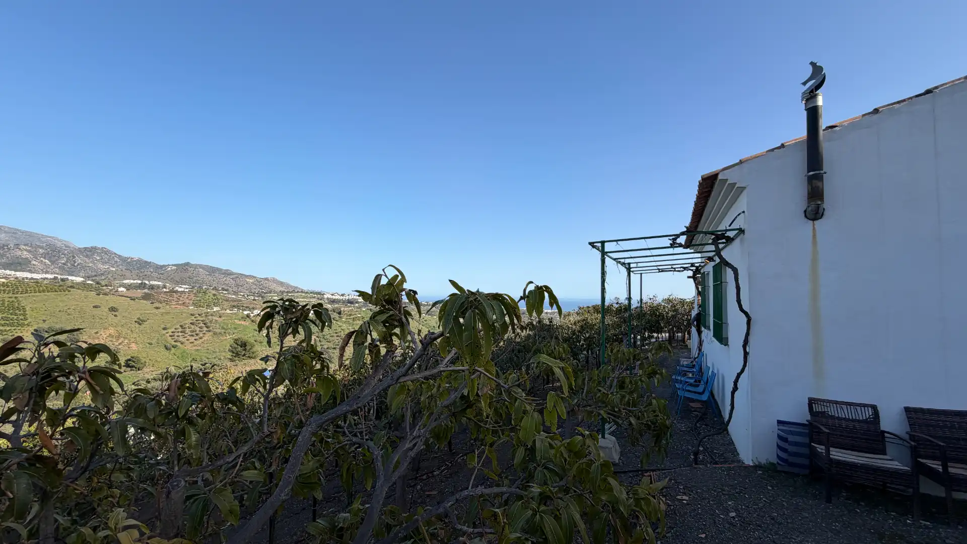 Außenansicht von Country house zum Verkauf in Torrox mit Terrasse, Möbliert und Waschmaschine