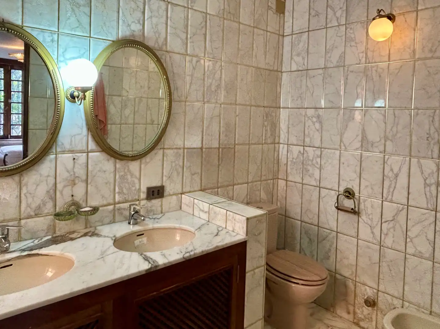 Bany de Casa o xalet en venda en Las Palmas de Gran Canaria amb Calefacció, Jardí privat i Parquet