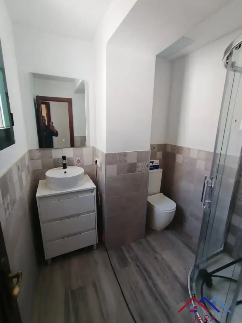 Bathroom of Apartments for rent in Jerez de la Frontera  with Terrace