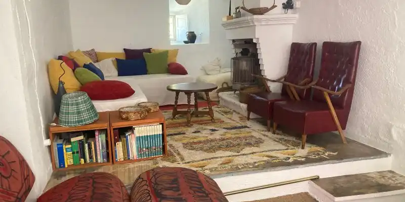Sala de estar de Finca rústica en venta en Pegalajar con Terraza, Trastero y Amueblado