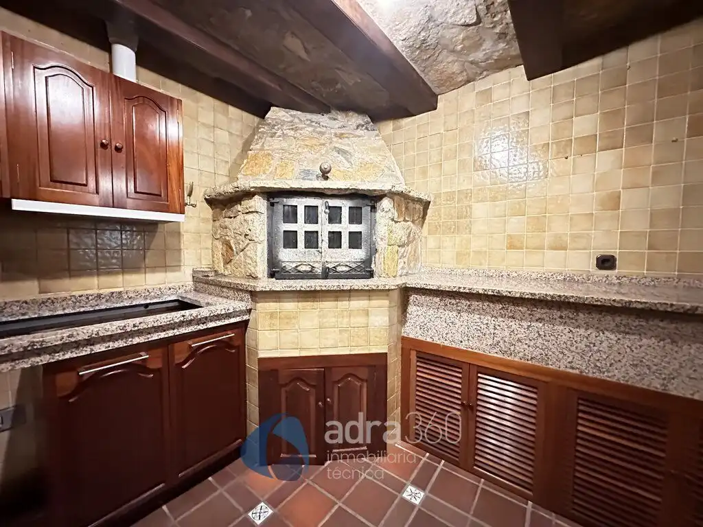 Kitchen of Houses for sale in Lardero  with Air Conditioner, Heating and Private garden