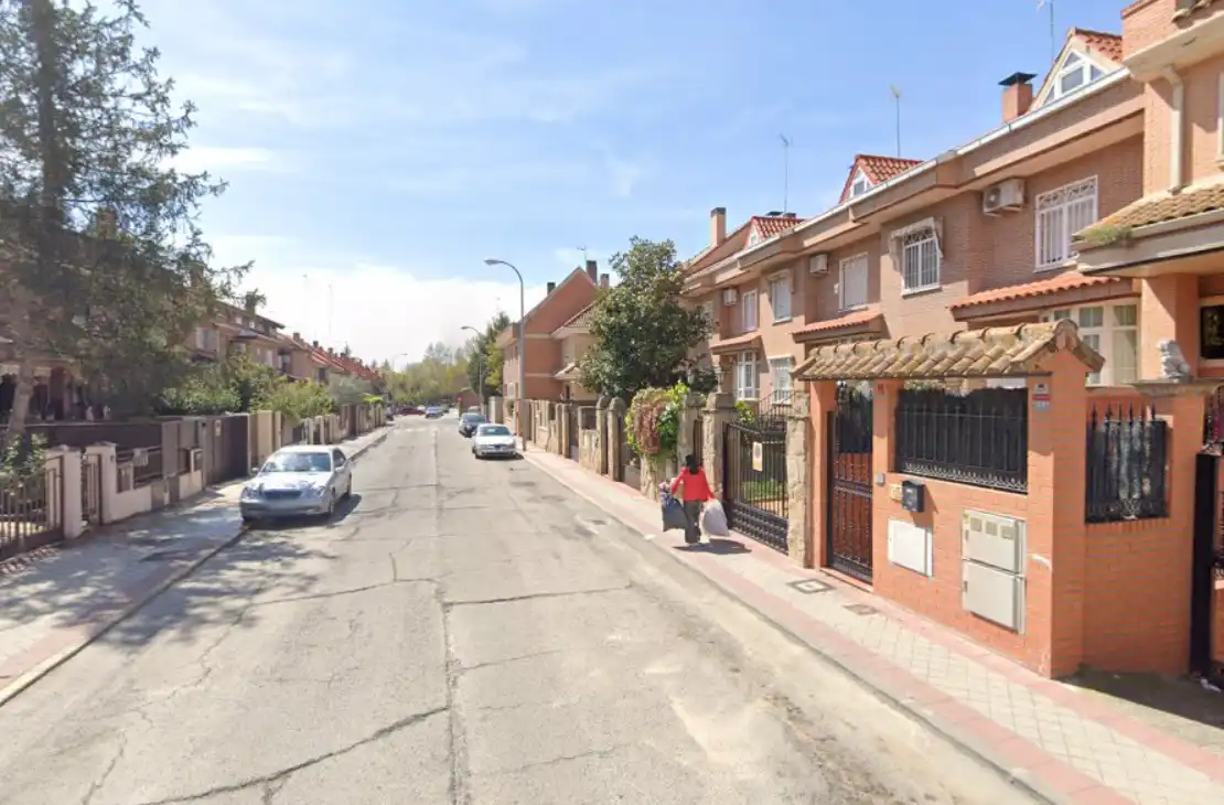 Vista exterior de Casa adosada en venta en Fuenlabrada
