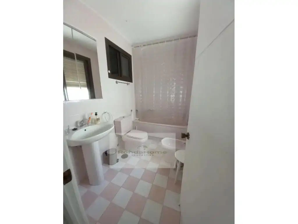 Dúplex de alquiler en Calle Antero, Centro