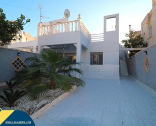 Exterior view of Single-family semi-detached for sale in Torrevieja  with Heating, Private garden and Terrace