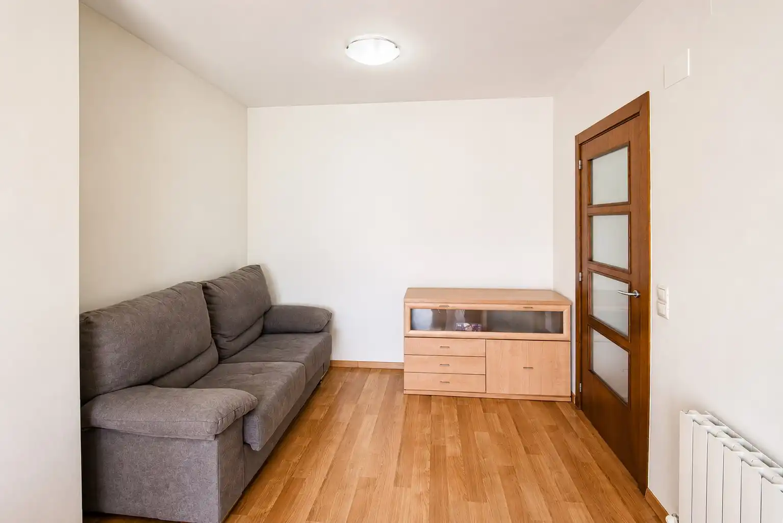 Living room of Flat for rent in Girona  with Heating, Furnished and Balcony