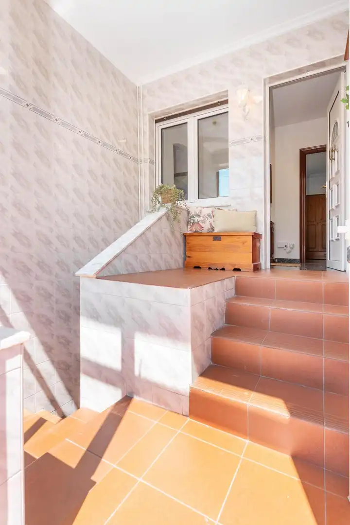 Terrassa de Casa o xalet en venda en Gijón  amb Calefacció, Jardí privat i Traster