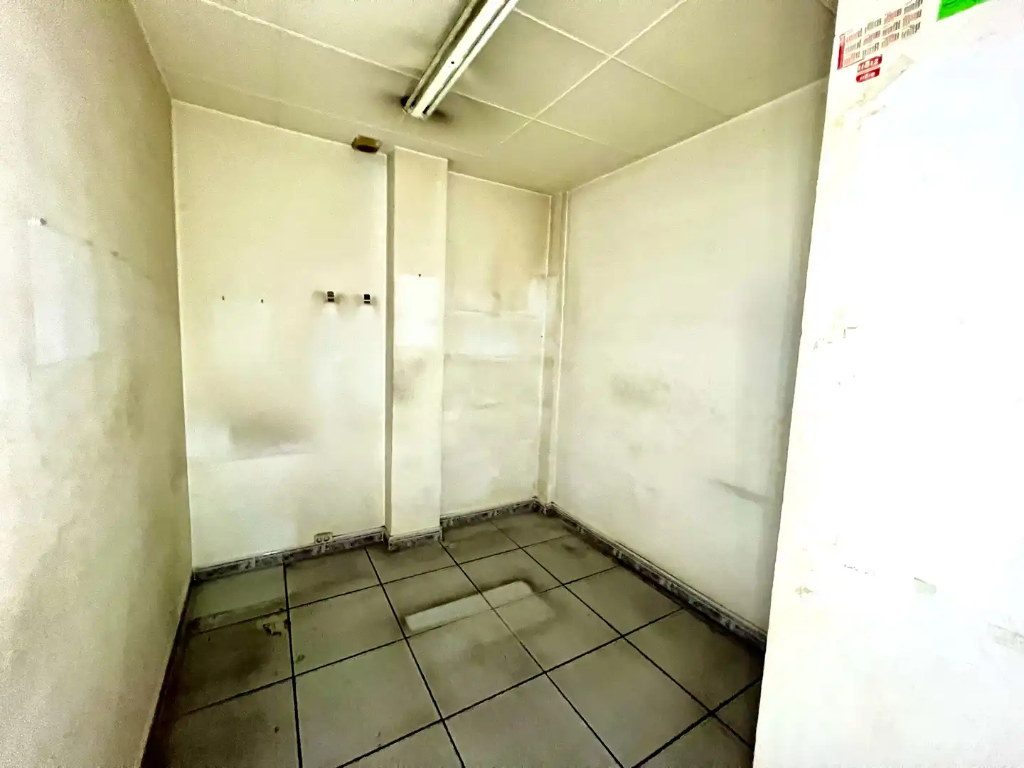 Business premises for sale in Carrer de l'Alcalde Armengou, imagen 6