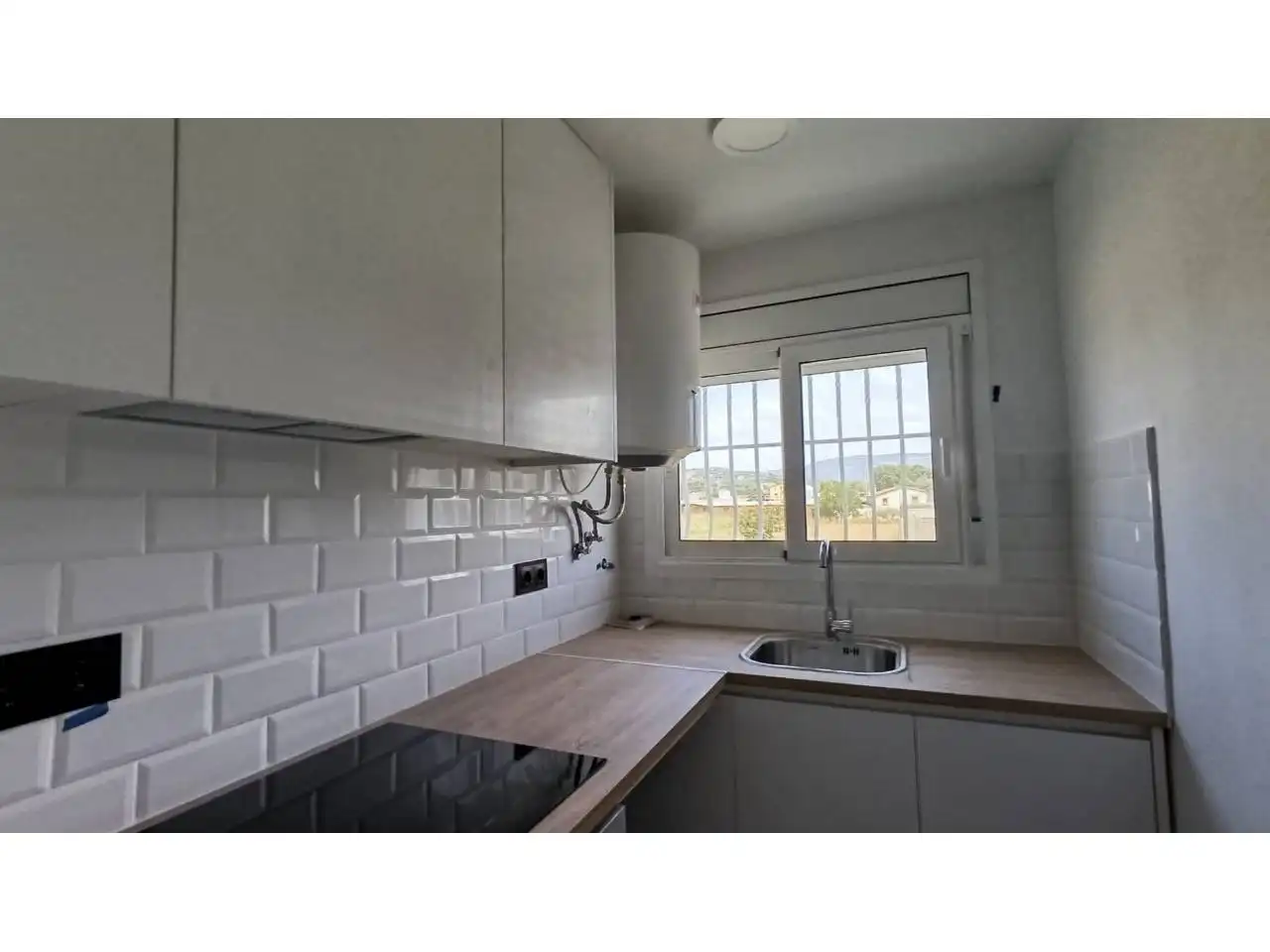Cocina de Piso en venta en Santa Eulàlia de Ronçana con Aire acondicionado, Calefacción y Parquet