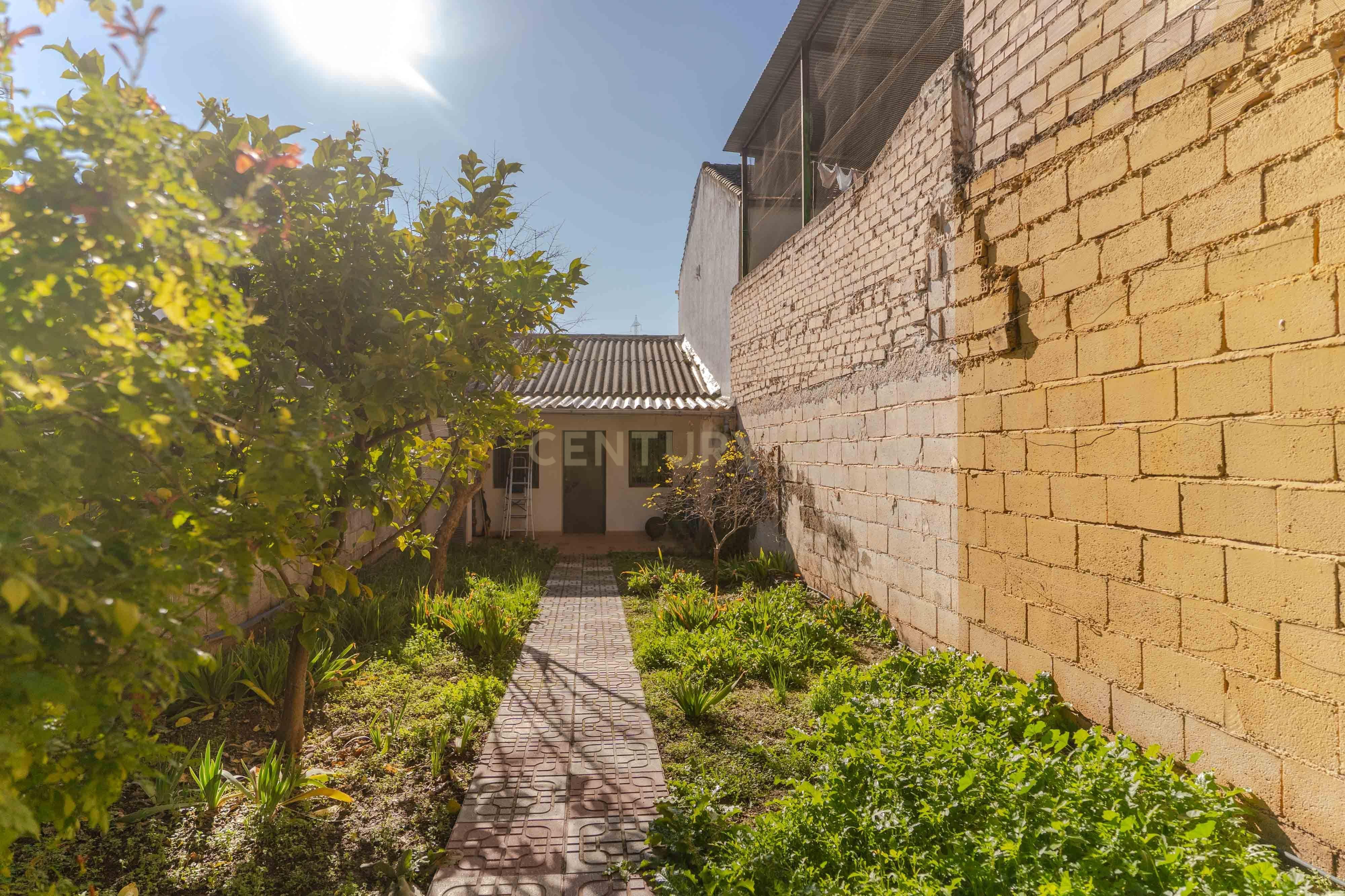 Garden of House or chalet for sale in Íllora  with Air Conditioner, Private garden and Storage room