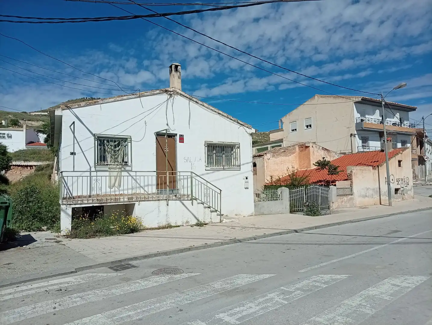 Vista exterior de Casa o xalet en venda en Baza