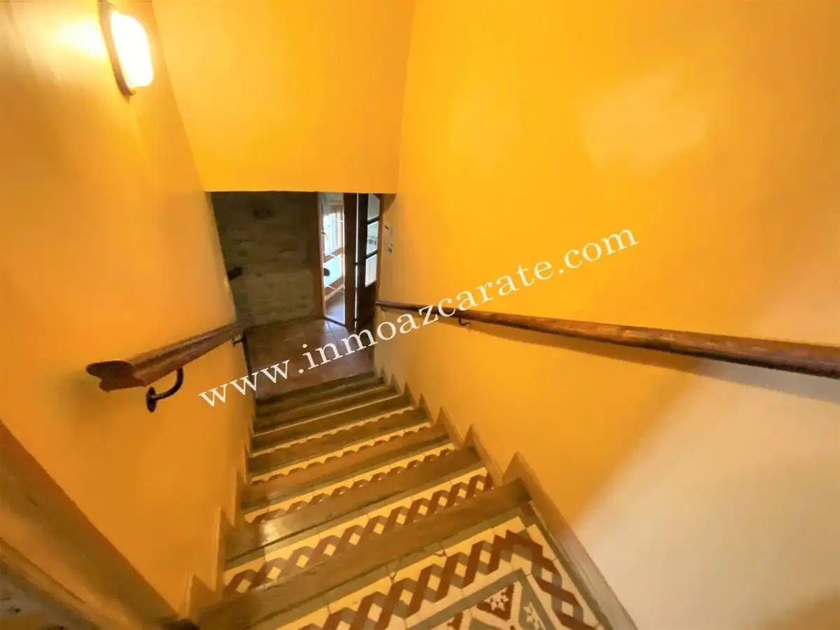 Edificio en venta en Valle de Yerri / Deierri