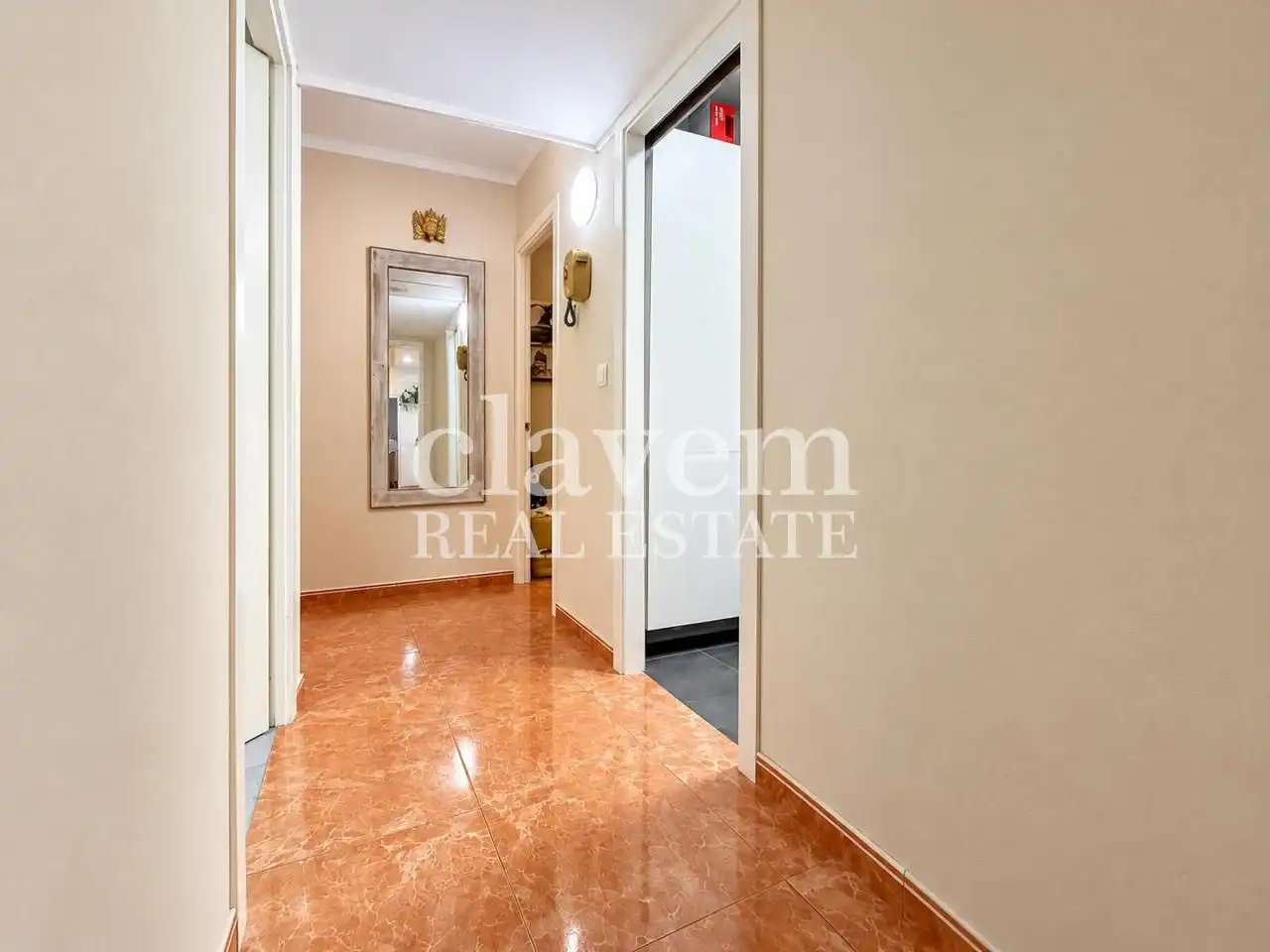 Flat with lift for sale in Via Júlia, imagen 25